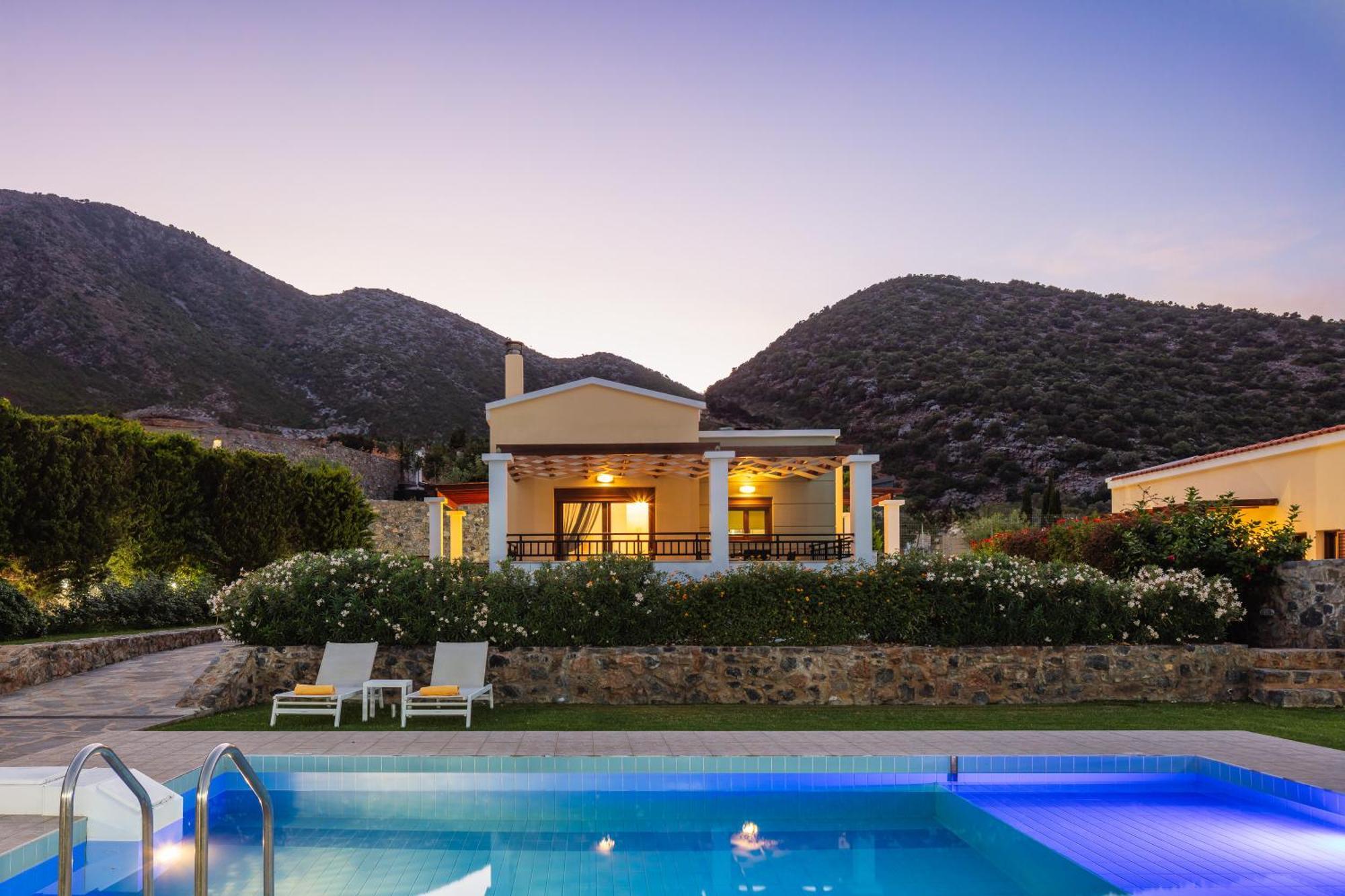 Real Dream Villas, Cretan Gems With Seaviews, By Thinkvilla Bali  Exteriör bild